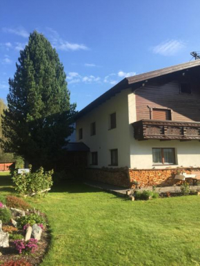 Haus am Waldesrand, Huben, Österreich, Huben, Österreich
